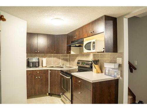 139 Skyview Shores Crescent Ne, Calgary, AB - Indoor Photo Showing Kitchen