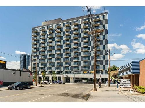 712-123 4 Street Ne, Calgary, AB - Outdoor With Facade