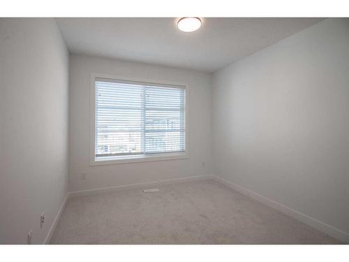 14213 1 Street Nw, Calgary, AB - Indoor Photo Showing Other Room