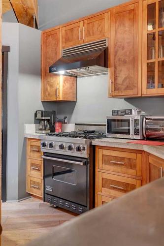 503-535 10 Avenue Sw, Calgary, AB - Indoor Photo Showing Kitchen