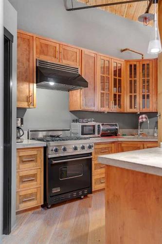 503-535 10 Avenue Sw, Calgary, AB - Indoor Photo Showing Kitchen