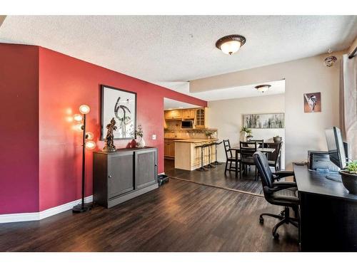 18-5810 Patina Drive Sw, Calgary, AB - Indoor Photo Showing Office