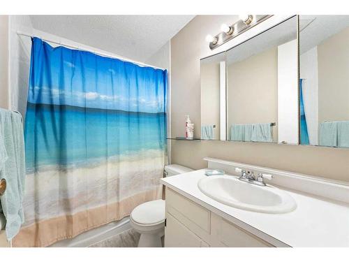 41-6100 4 Avenue Ne, Calgary, AB - Indoor Photo Showing Bathroom