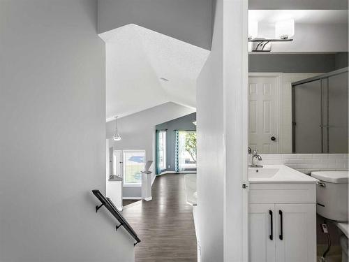 187 Bridlewood Avenue Sw, Calgary, AB - Indoor Photo Showing Bathroom