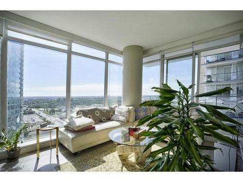 1804-1122 3 Street Se, Calgary, AB - Indoor Photo Showing Living Room