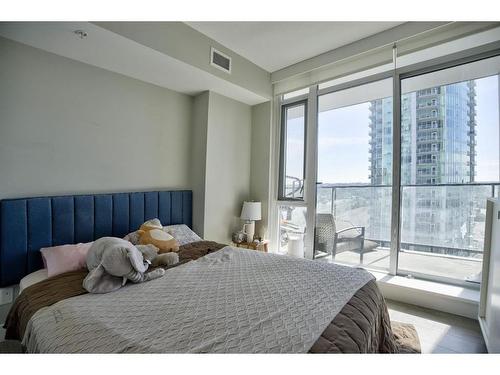 1804-1122 3 Street Se, Calgary, AB - Indoor Photo Showing Bedroom