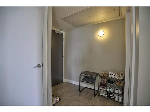 1804-1122 3 Street Se, Calgary, AB - Indoor Photo Showing Other Room