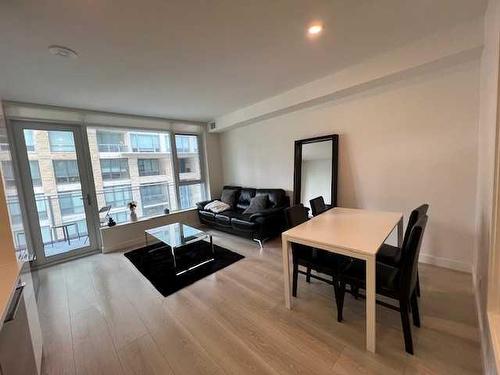 602-108 Waterfront Court Sw, Calgary, AB - Indoor Photo Showing Living Room