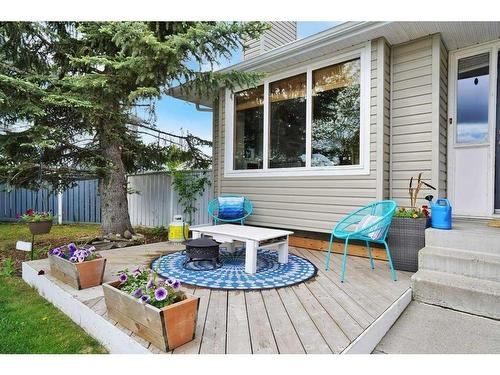 1006 2 Street Ne, Sundre, AB - Outdoor With Deck Patio Veranda With Exterior