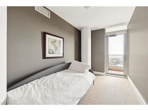 3301-433 11 Avenue Se, Calgary, AB - Indoor Photo Showing Bedroom