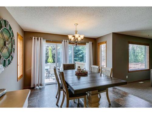 56 Valley Stream Circle Nw, Calgary, AB - Indoor Photo Showing Dining Room