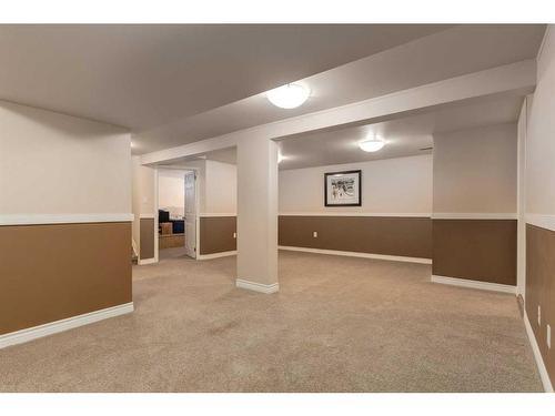 514 37 Street Nw, Calgary, AB - Indoor