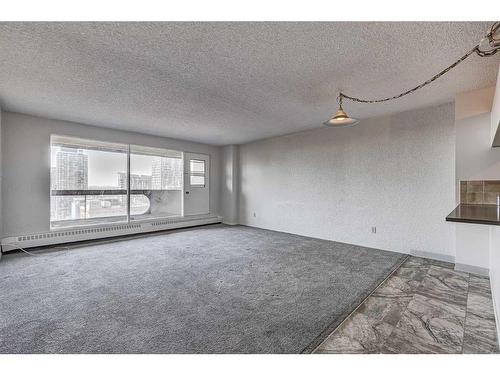 2309-221 6 Avenue Se, Calgary, AB - Indoor Photo Showing Other Room