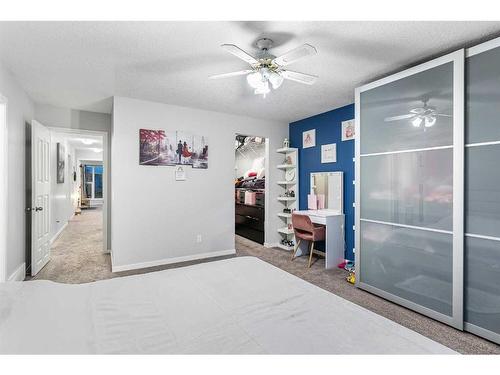 2087 Brightoncrest Common Se, Calgary, AB - Indoor Photo Showing Bathroom