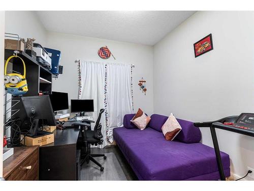 2087 Brightoncrest Common Se, Calgary, AB - Indoor Photo Showing Other Room