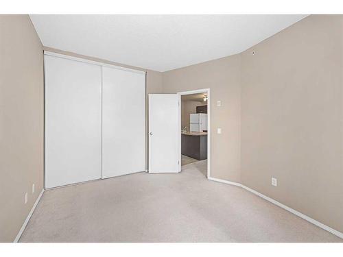 2305-73 Erin Woods Court Se, Calgary, AB - Indoor Photo Showing Other Room