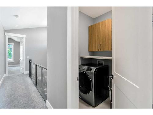 1838 18 Avenue Nw, Calgary, AB - Indoor Photo Showing Laundry Room