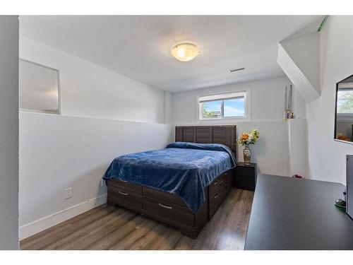 40 Falmere Court Ne, Calgary, AB - Indoor Photo Showing Bedroom