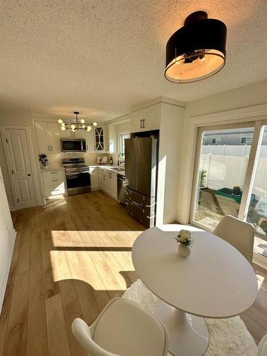 232 Deerpoint Se, Calgary, AB - Indoor Photo Showing Dining Room