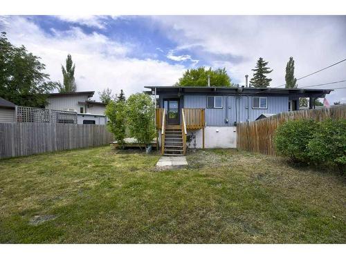 12 Arlington Bay Se, Calgary, AB - Outdoor