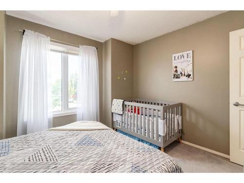 309 Sunvale Drive Se, Calgary, AB - Indoor Photo Showing Bedroom