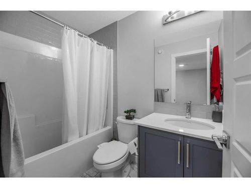 52 Cornerstone Link Ne, Calgary, AB - Indoor Photo Showing Bathroom