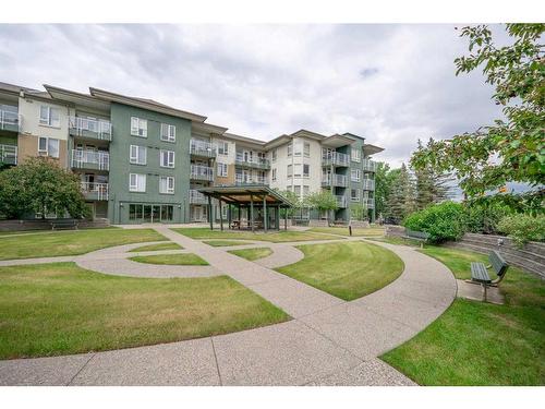 111-3111 34 Avenue Nw, Calgary, AB - Outdoor With Facade