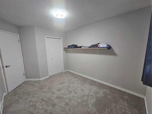 3 Riverwood Close Se, Calgary, AB - Indoor Photo Showing Other Room