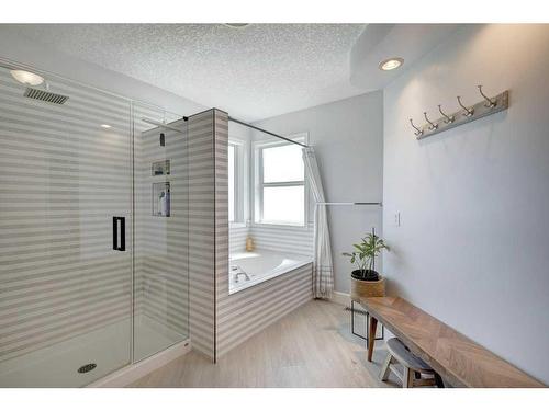 19 Crystal Shores Road, Okotoks, AB - Indoor Photo Showing Bathroom