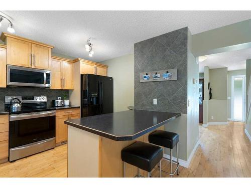 64 Ranchridge Way Nw, Calgary, AB - Indoor Photo Showing Kitchen