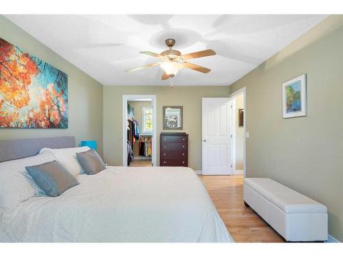 64 Ranchridge Way Nw, Calgary, AB - Indoor Photo Showing Bedroom