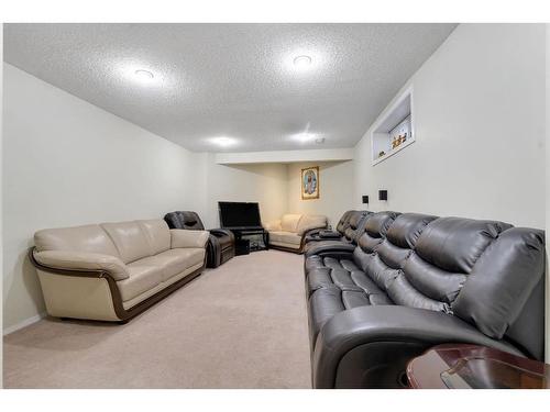 131 Tarawood Grove, Calgary, AB - Indoor