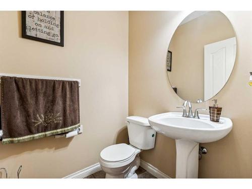 145 Skyview Ranch Crescent Ne, Calgary, AB - Indoor Photo Showing Bathroom