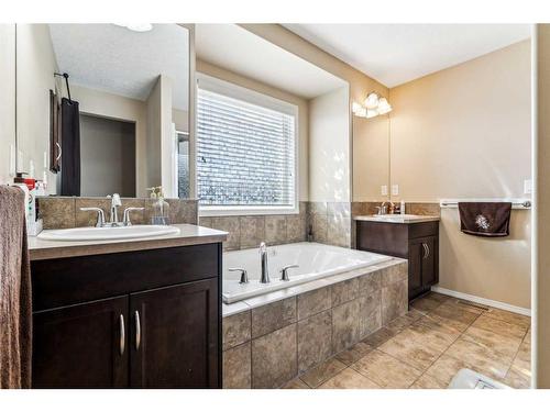 145 Skyview Ranch Crescent Ne, Calgary, AB - Indoor Photo Showing Bathroom
