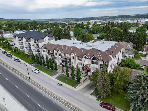 312-141 Mountain Street, Cochrane, AB - Outdoor With View