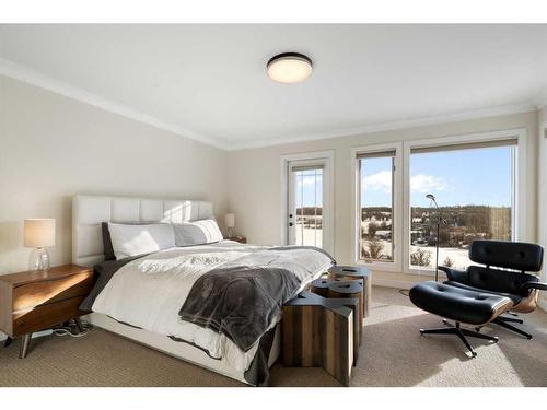 275114 Lochend Road, Rural Rocky View County, AB - Indoor Photo Showing Bedroom