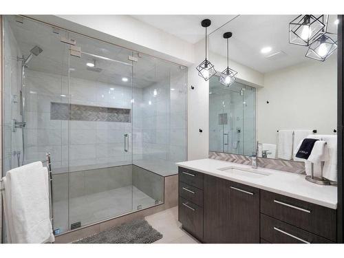 275114 Lochend Road, Rural Rocky View County, AB - Indoor Photo Showing Bathroom