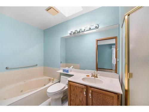 36 Bow Landing Nw, Calgary, AB - Indoor Photo Showing Bathroom