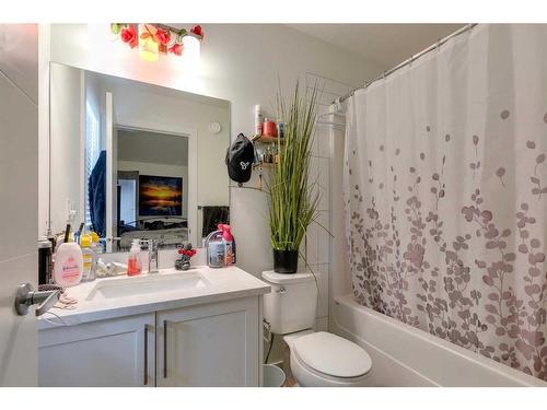 126 Sage Meadows Gardens Nw, Calgary, AB - Indoor Photo Showing Bathroom