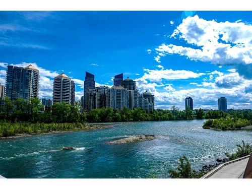 936 33 Street Nw, Calgary, AB - Outdoor With Body Of Water With View