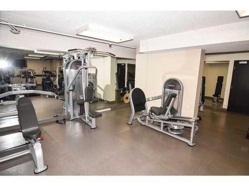 301-330 26 Avenue Sw, Calgary, AB - Indoor Photo Showing Gym Room