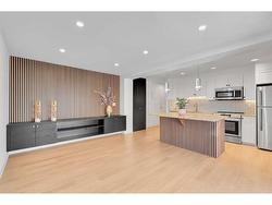 202-1836 12 Avenue SW Calgary, AB T3C 0R6