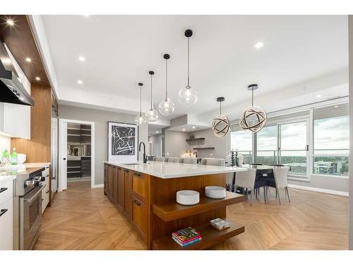 802-8505 Broadcast Avenue Sw, Calgary, AB - Indoor Photo Showing Kitchen With Upgraded Kitchen