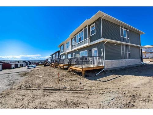 811 Carrington Boulevard Nw, Calgary, AB - Outdoor