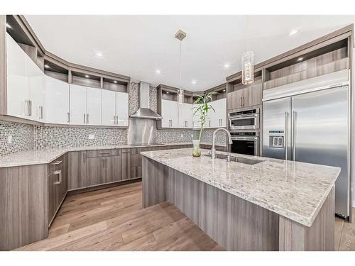 66 Heston Street Nw, Calgary, AB - Indoor Photo Showing Kitchen With Upgraded Kitchen