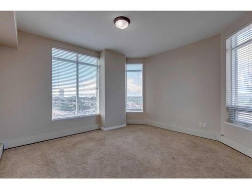 404-1718 14 Avenue Nw, Calgary, AB - Indoor Photo Showing Other Room