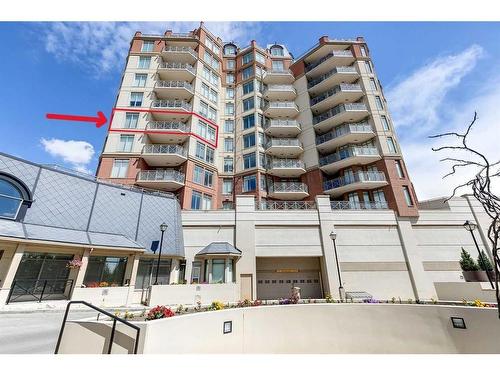 404-1718 14 Avenue Nw, Calgary, AB - Outdoor With Balcony With Facade