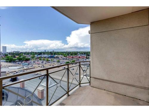 404-1718 14 Avenue Nw, Calgary, AB - Outdoor With Balcony With View With Exterior