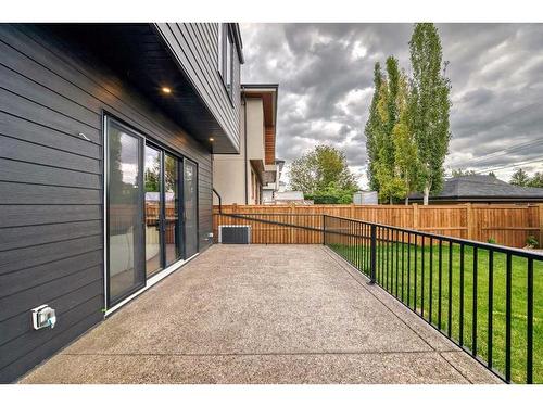 1931 43 Avenue Sw, Calgary, AB - Outdoor With Exterior