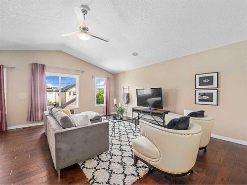 73 Kincora Glen Rise Nw, Calgary, AB - Indoor Photo Showing Living Room